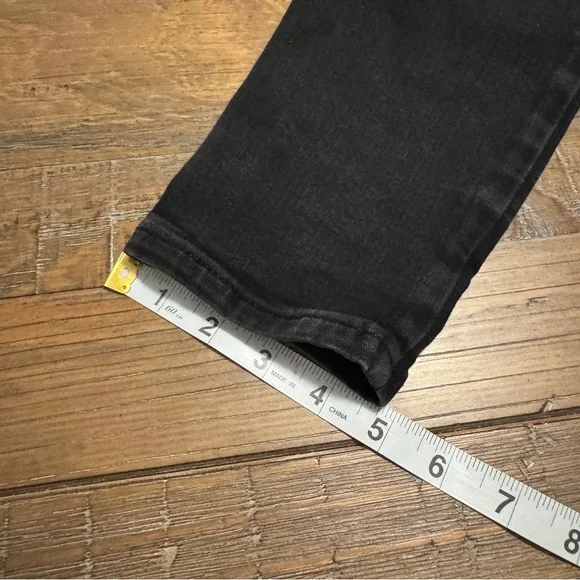 Mudd Women’s Size 9 Low Rise Skinny Black Distressed Jeans FX Stretch - Picture 11 of 14